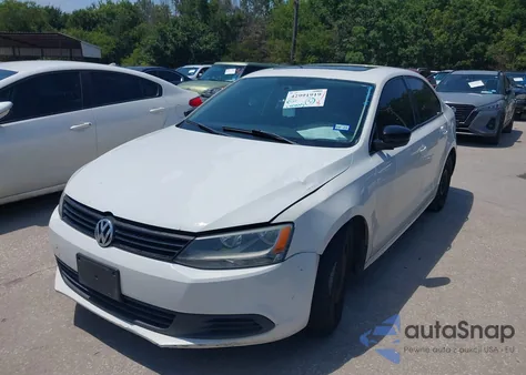 2012 Volkswagen Jetta 2.0L S из США, поврежденный, VIN 3VW2K7AJ4CM382454
